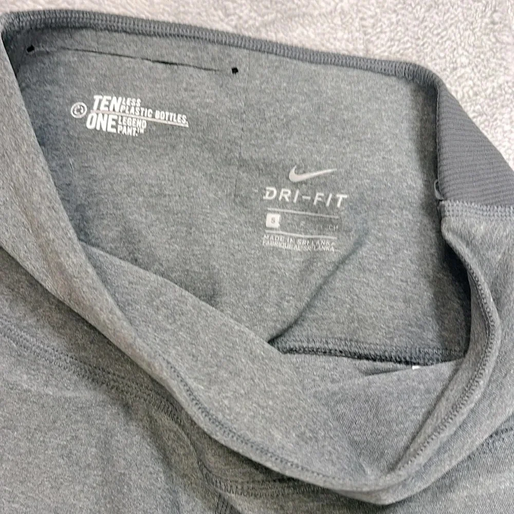 Nike excellent preowned
